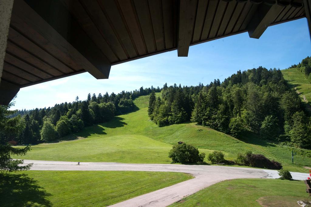 Hotel Les Buttes Ventron Exterior photo